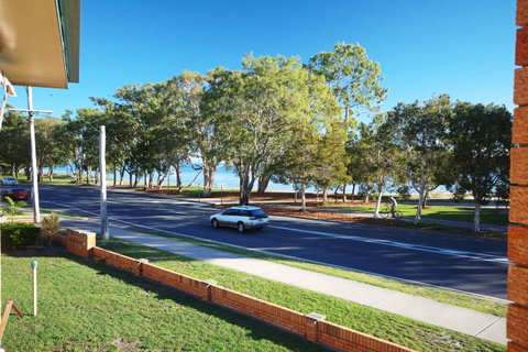 Cloud 8 On Welsby - Australia Accommodation 14