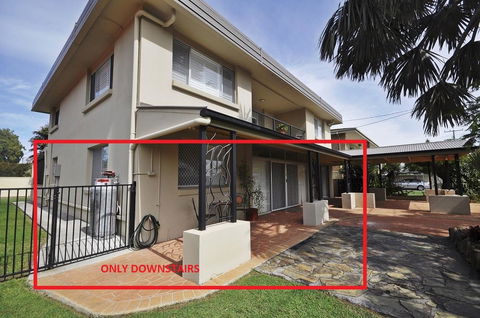 Ocean Wave - Australia Accommodation 2