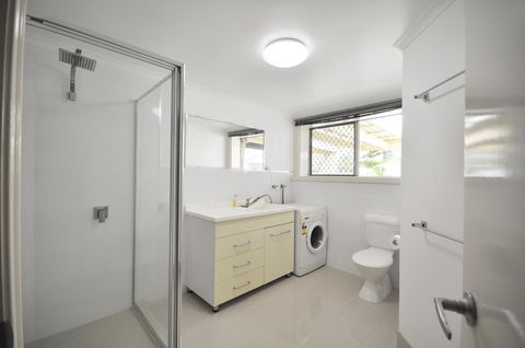 Ocean Wave - Australia Accommodation 16