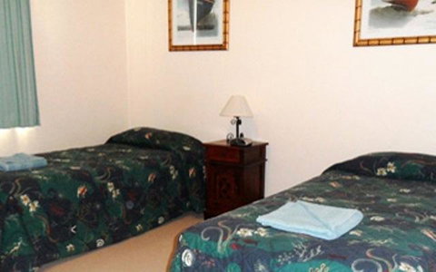 Sylvan Beach Resort - Australia Accommodation 14