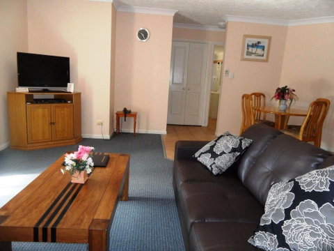 Sylvan Beach Resort - Australia Accommodation 24