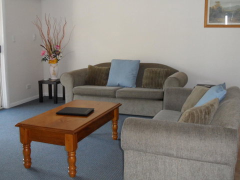 Sylvan Beach Resort - Australia Accommodation 26