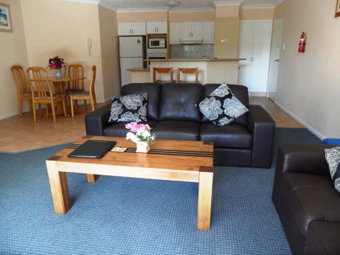 Sylvan Beach Resort - Australia Accommodation 25