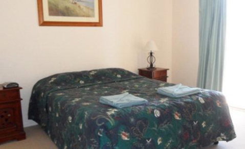 Sylvan Beach Resort - Australia Accommodation 13
