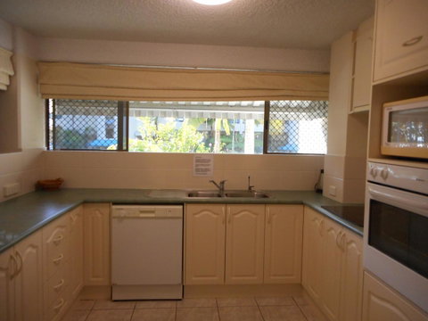 Placid Waters Holiday Apartments - Australia Accommodation 16