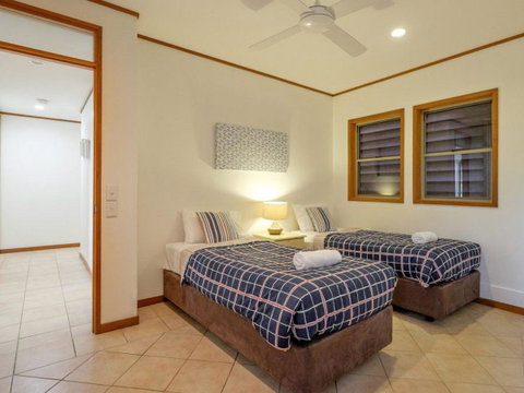 Claytons 1 By Discover Stradbroke - Australia Accommodation 8