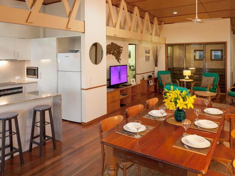 Claytons 1 By Discover Stradbroke - Australia Accommodation 0