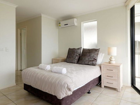 Mooloomba Five - Australia Accommodation 16