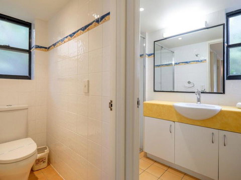 Mooloomba Five - Australia Accommodation 19
