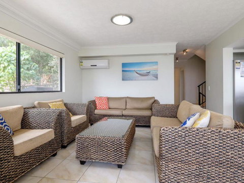 Mooloomba Five - Australia Accommodation 14