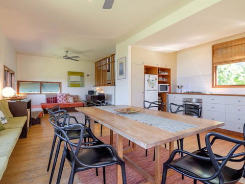 Eddies Place - Australia Accommodation 9