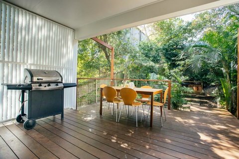 Point Break Beach House - Australia Accommodation 8