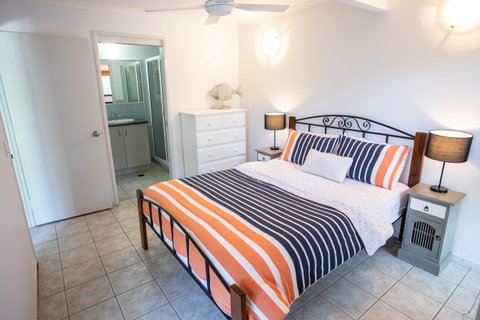 Point Break Beach House - Australia Accommodation 13