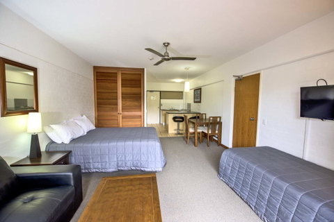 Anchorage On Straddie - Australia Accommodation 35
