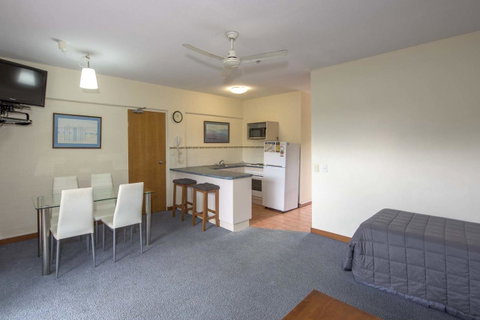 Anchorage On Straddie - Australia Accommodation 17