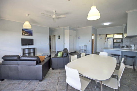 Anchorage On Straddie - Australia Accommodation 11