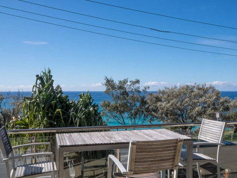 First Point Down By Discover Stradbroke - Australia Accommodation 0