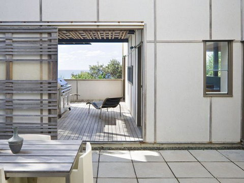 Aquila - Australia Accommodation 2