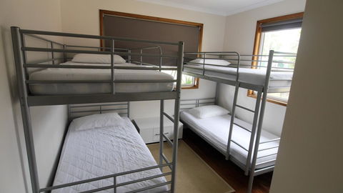 Amity Beach House - Australia Accommodation 11