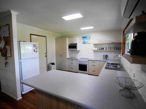 Amity Beach House - Australia Accommodation 4