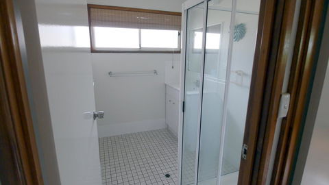 Amity Beach House - Australia Accommodation 13