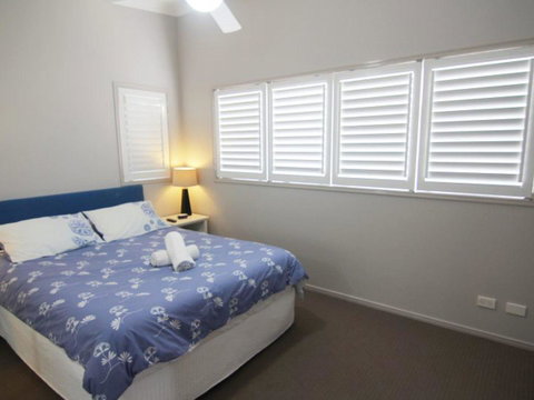 Beachside By Discover Stradbroke - Australia Accommodation 12