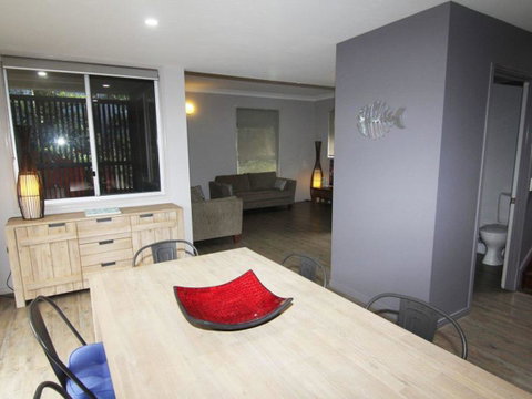 Beachside By Discover Stradbroke - Australia Accommodation 11