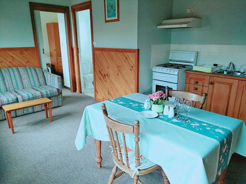 Baudins Accommodation And Restaurant - Australia Accommodation 10