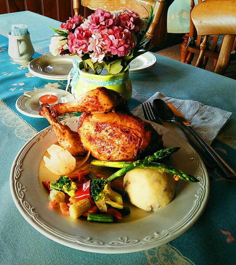 Baudins Accommodation And Restaurant - Australia Accommodation 40
