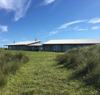 Turnstone Beach House - Australia Accommodation