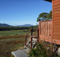 Yakkalla Holiday Cottage - Australia Accommodation