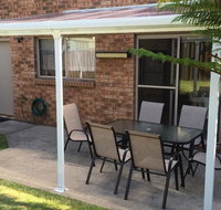 'Lighthouse Palms' - Australia Accommodation