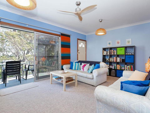 'Rutland', 1/13 Cromarty Road - Pet Friendly, Boat Parking, Water Views, Air Con - Australia Accommodation 0