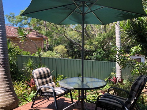 'Sandy Palms' 28 Moorooba Cr - Beautiful Home With Wifi, Air-con And Boat Parking - Australia Accommodation 3