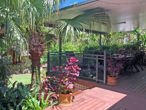 'Sandy Palms' 28 Moorooba Cr - Beautiful Home With Wifi, Air-con And Boat Parking - Australia Accommodation 0