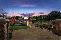 Book Kurrajong Accommodation Vacations Australia Accommodation Australia Accommodation