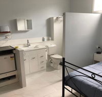 'Tranquil moments on Macleod' - Australia Accommodation