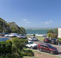 1 'Portofino' 7 Laman Street - aircon  1st level unit - Australia Accommodation