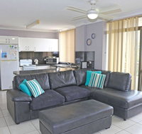 1 'The Commodore' 9-11 Donald St - Ground Floor Unit Close To Shops Cafe's And Marina - Australia Accommodation