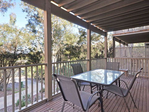 1 Bedroom Executive Villa Located Within Cypress Lakes - Australia Accommodation 0