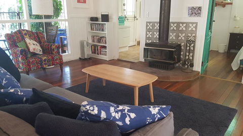 1 Bedroom Home Surrounded By Nature - Australia Accommodation 3