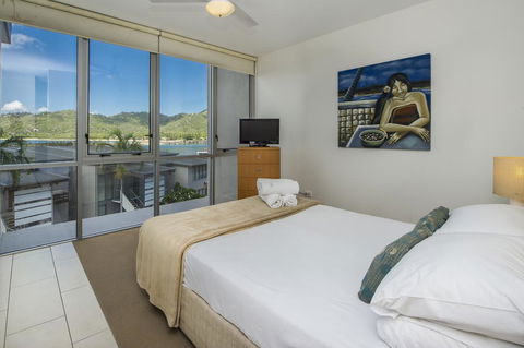 1 Bright Point Apartment 1405 - Australia Accommodation 2