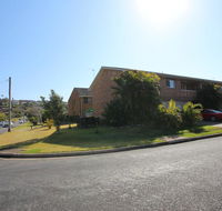 1/2 Brunswick Avenue - Australia Accommodation