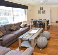 1/33 Wharf Street - Australia Accommodation