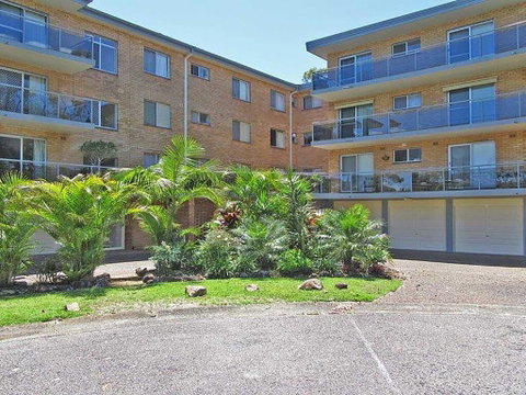 10 'Parkview', 11-13 Catalina Close - Peaceful Park Views - Australia Accommodation 0