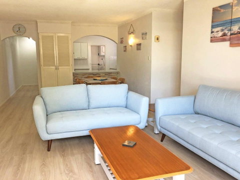 10 'Parkview', 11-13 Catalina Close - Peaceful Park Views - Australia Accommodation 3