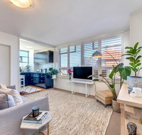 10 Barncleuth Square - Australia Accommodation