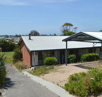 100 on Myer - Australia Accommodation