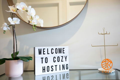 109, Cozy Cranbourne Family House, 5Bed2Bath2Parking - Australia Accommodation 1