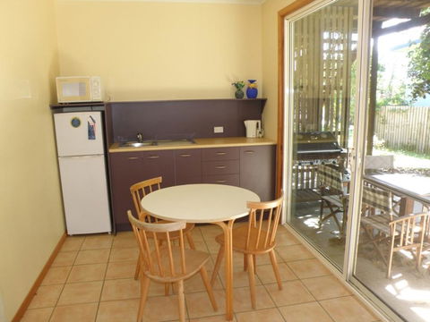 11 Bambara Street - Australia Accommodation 3